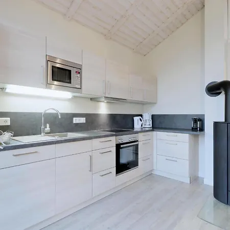 2 Bedroom Cozy Home In Dagebuell Dagebuell
