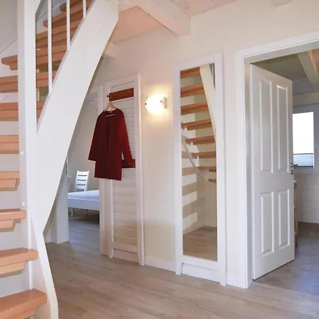 2 Bedroom Cozy Home In Dagebuell Holiday home *